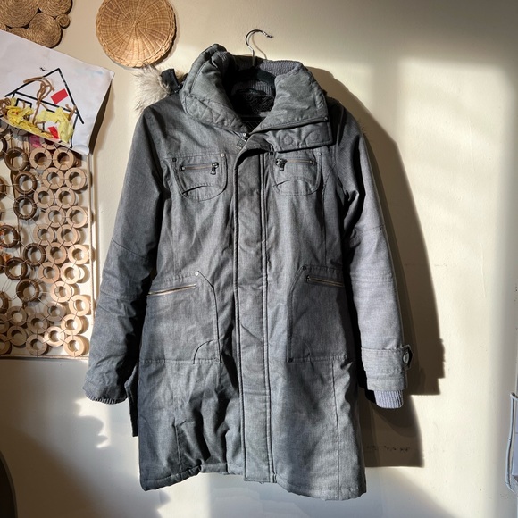 Aritzia TNA size xs gray parka hooded jacket…. - Picture 2 of 8